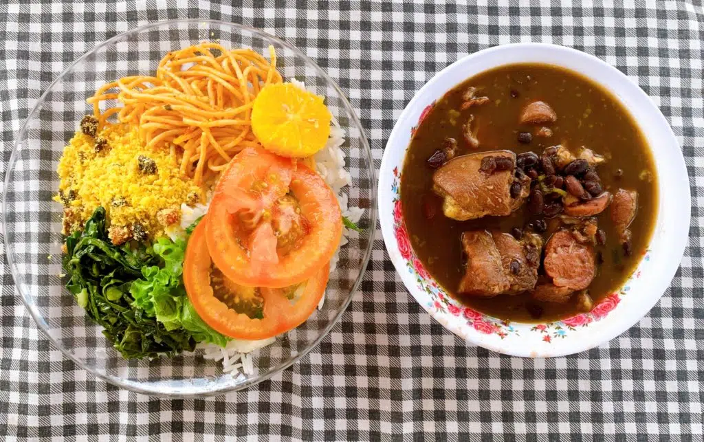 Gastronomia em Palmas: A Feijoada do Restaurante Chambari Caipira