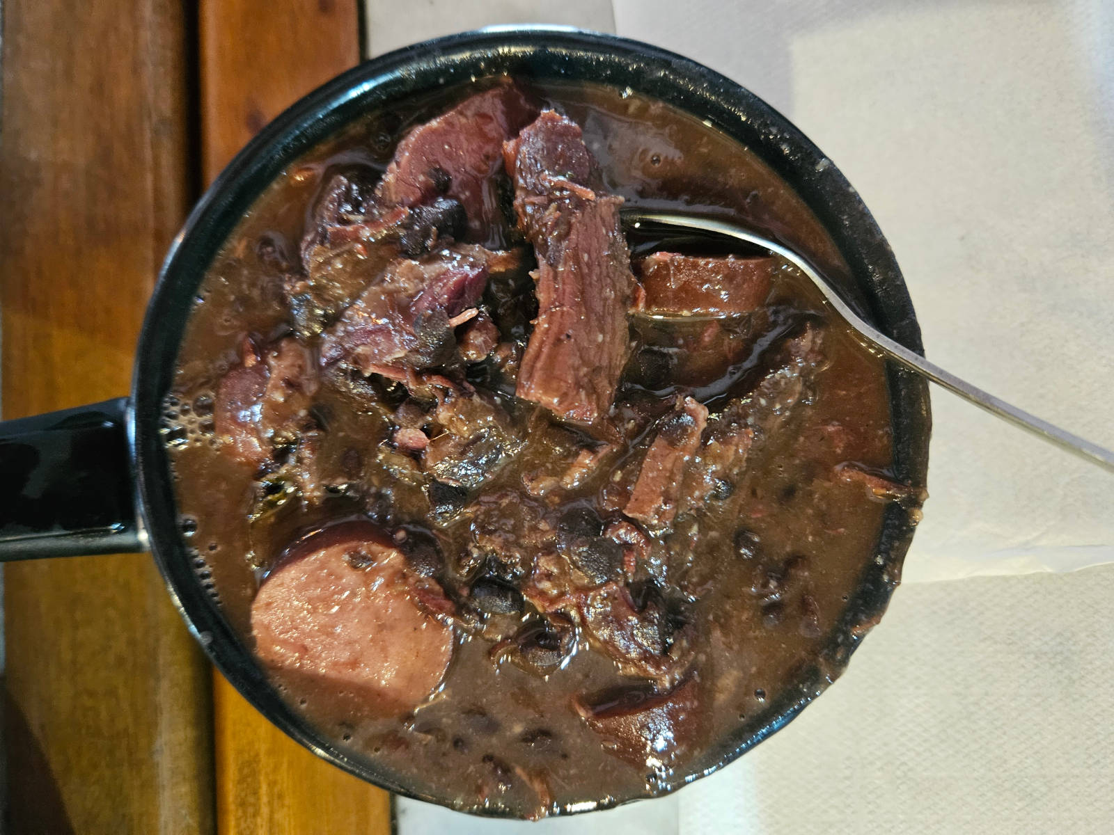 Bar Jobim: Um Canto Carioca em São Paulo com Feijoada para Compartilhar